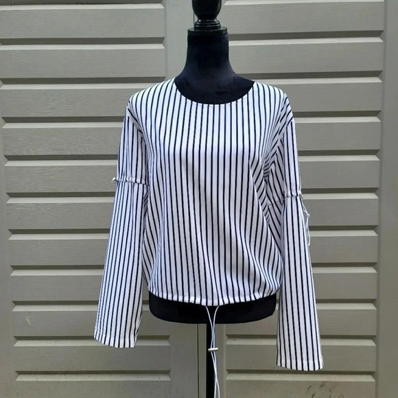 Towowge Blue Floral Maxi Dress Flowy Boho Blue White Size Large - Picture 1 of 10